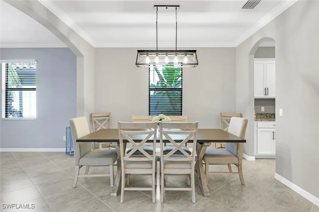 4264 Raffia Palm Circle Naples FL 34119