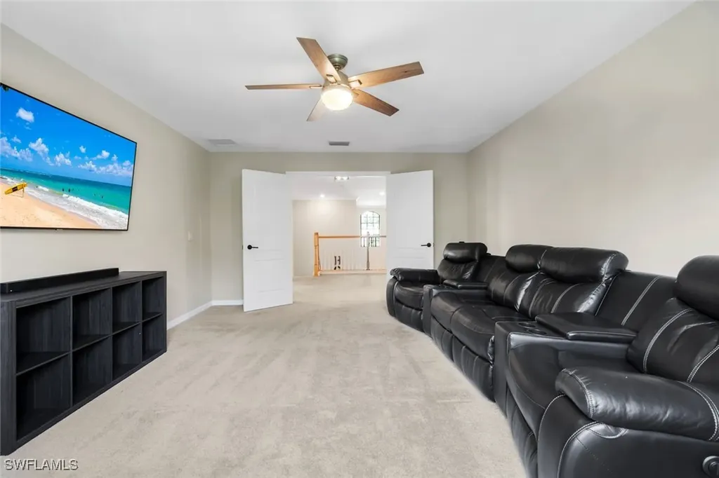 4264 Raffia Palm Circle Naples FL 34119