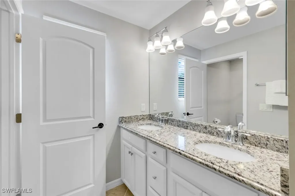 4264 Raffia Palm Circle Naples FL 34119