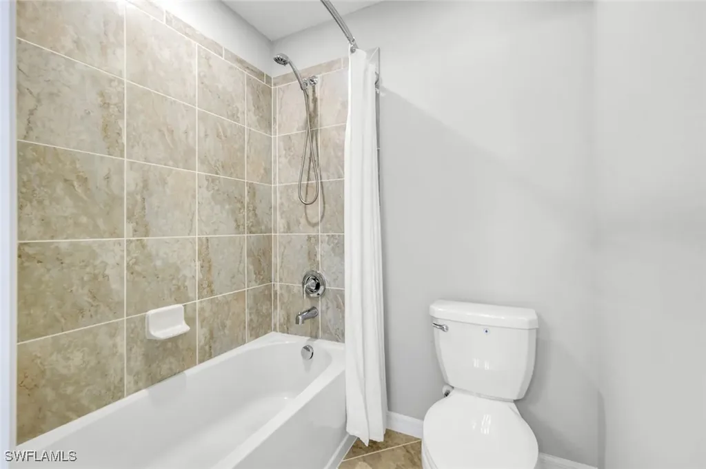 4264 Raffia Palm Circle Naples FL 34119