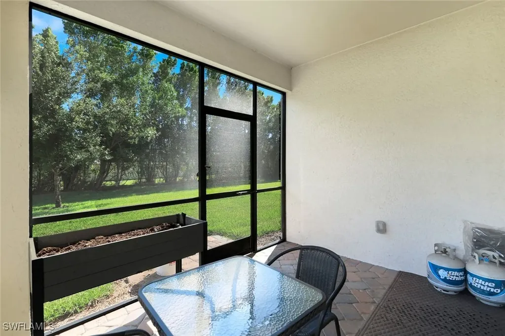 4264 Raffia Palm Circle Naples FL 34119