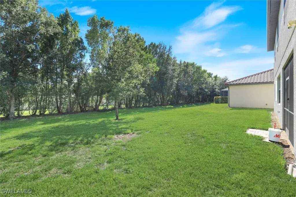 4264 Raffia Palm Circle Naples FL 34119
