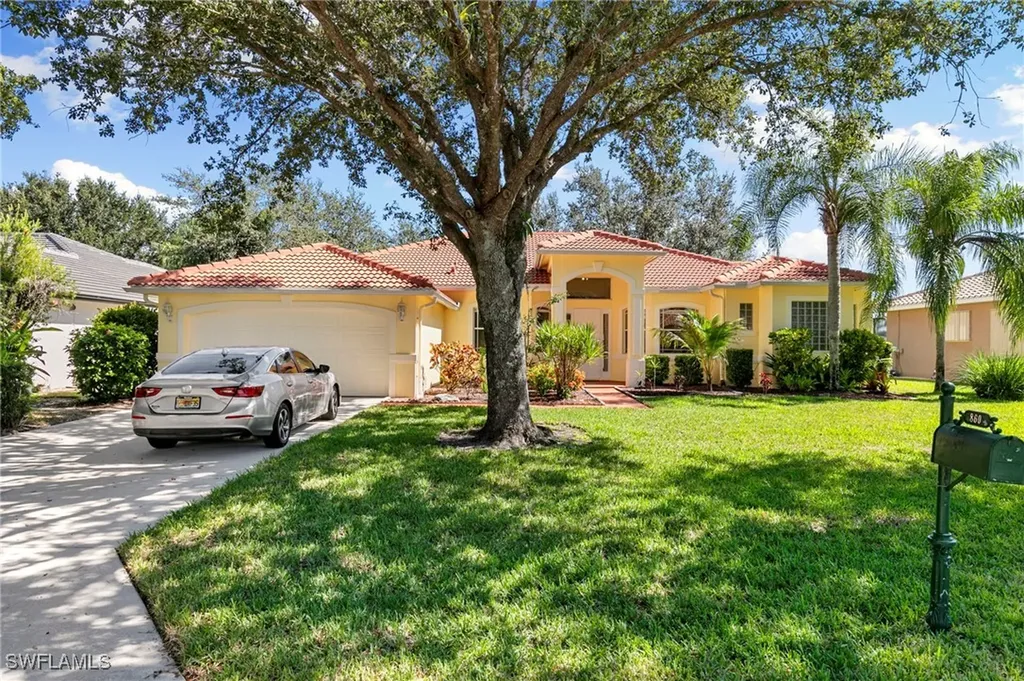 860 Grand Rapids Boulevard Naples FL 34120