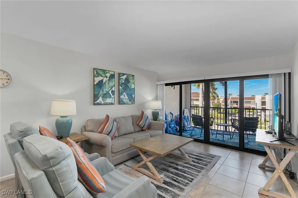 1012 Anglers Cove Marco Island FL 34145