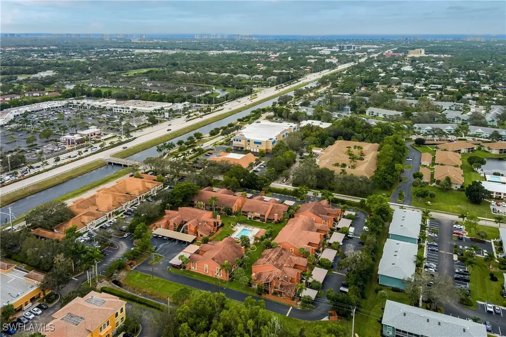 180 Cypress Way E Naples FL 34110