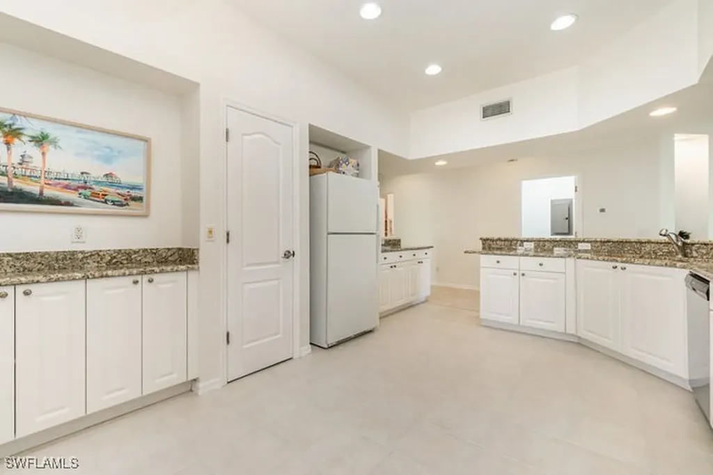 9021 Las Maderas Drive Bonita Springs FL 34135