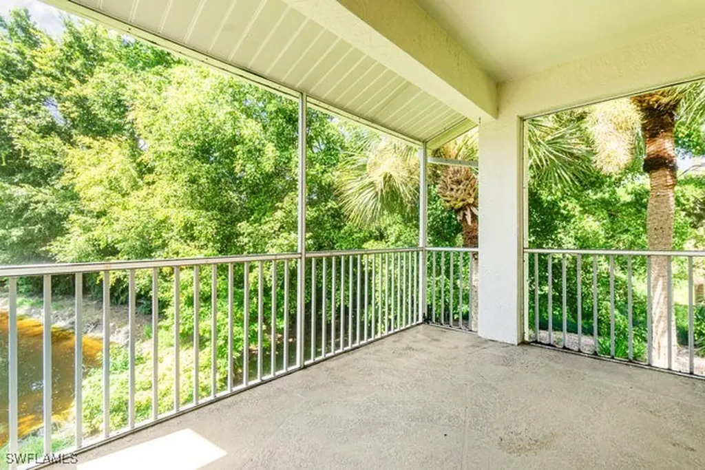 9021 Las Maderas Drive Bonita Springs FL 34135