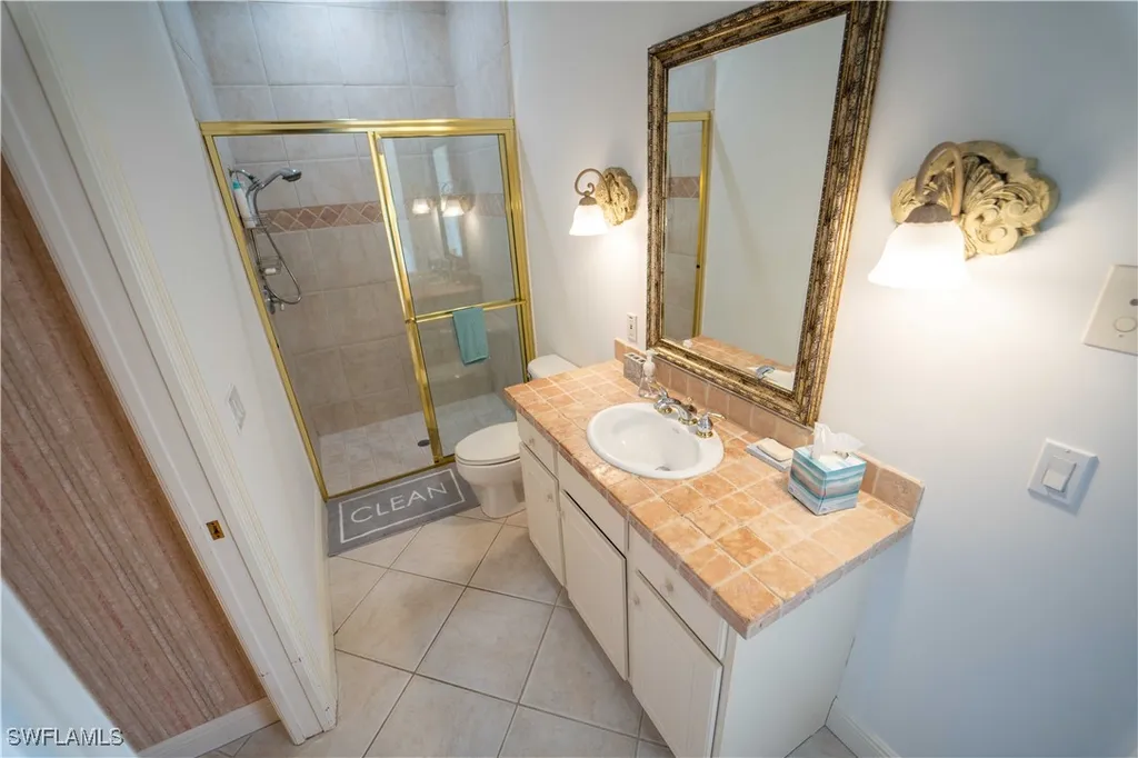 5886 Paradise Circle Naples FL 34110