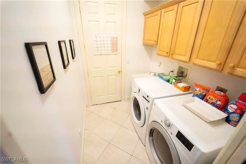 5886 Paradise Circle Naples FL 34110
