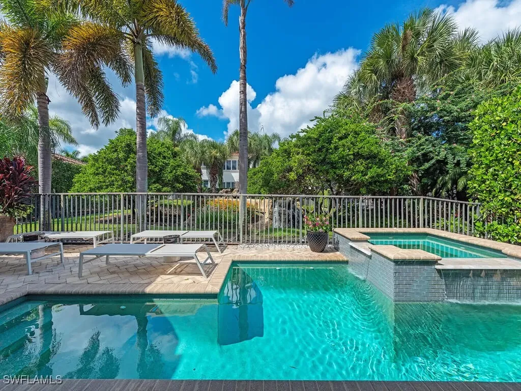 2087 Rivoli Court Naples FL 34105