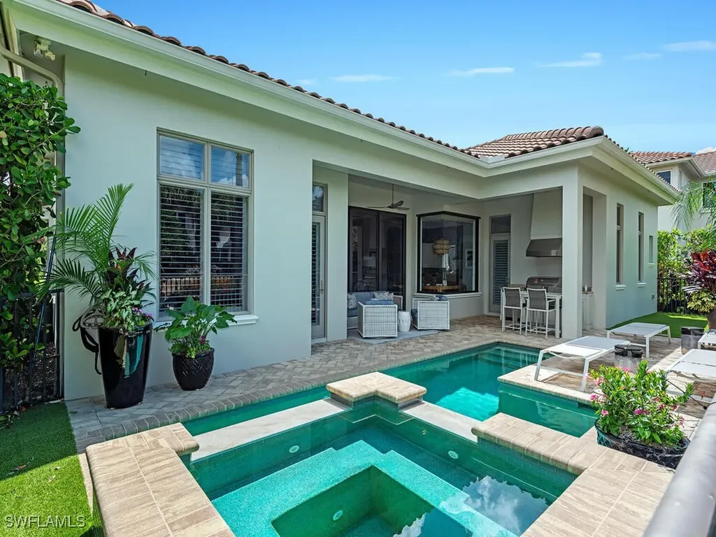 2087 Rivoli Court Naples FL 34105