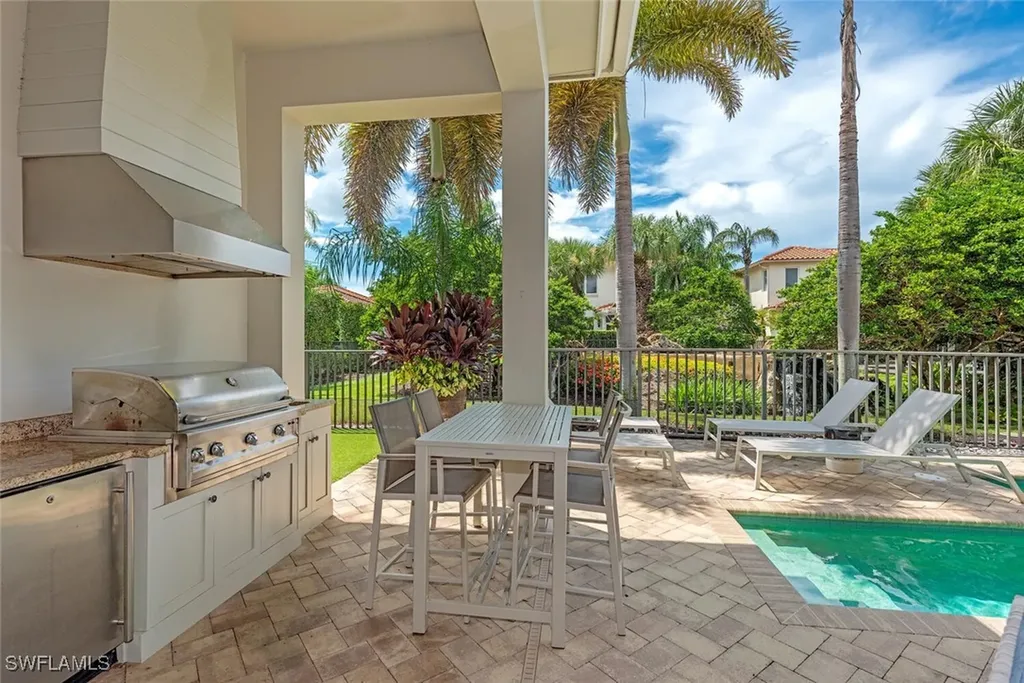 2087 Rivoli Court Naples FL 34105