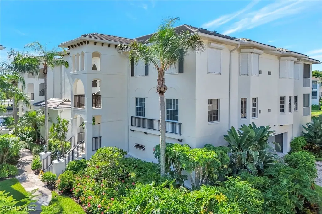 770 Bentwater Circle Naples FL 34108