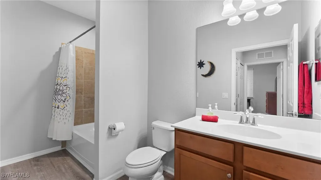 9727 Acqua Court Naples FL 34113