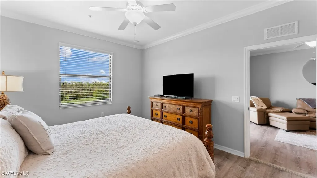 9727 Acqua Court Naples FL 34113