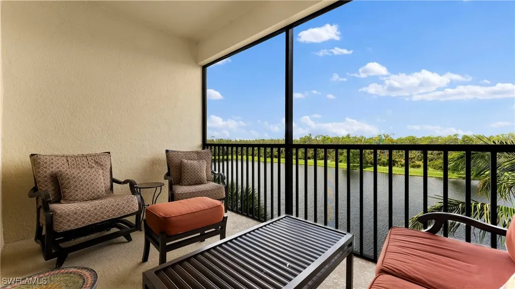 9727 Acqua Court Naples FL 34113