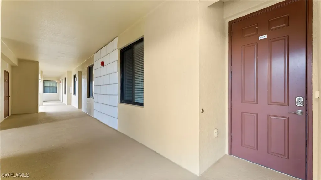 9727 Acqua Court Naples FL 34113