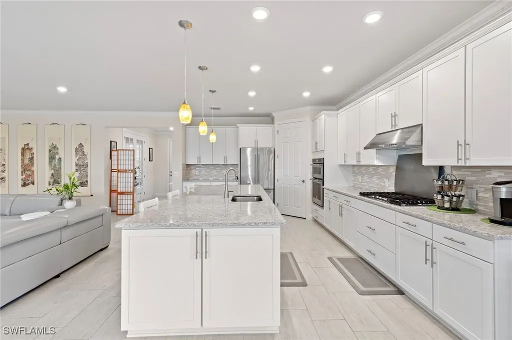 10530 Jackson Square Drive Estero FL 33928