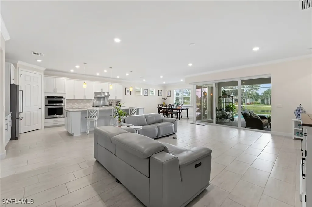 10530 Jackson Square Drive Estero FL 33928