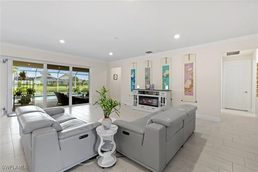 10530 Jackson Square Drive Estero FL 33928