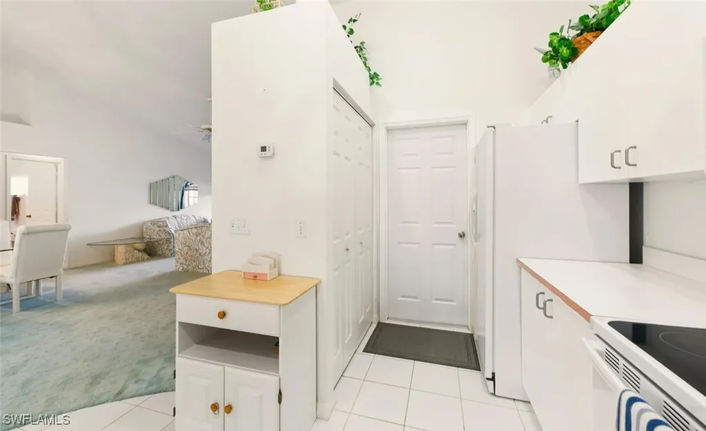 121 Estelle Drive Naples FL 34112