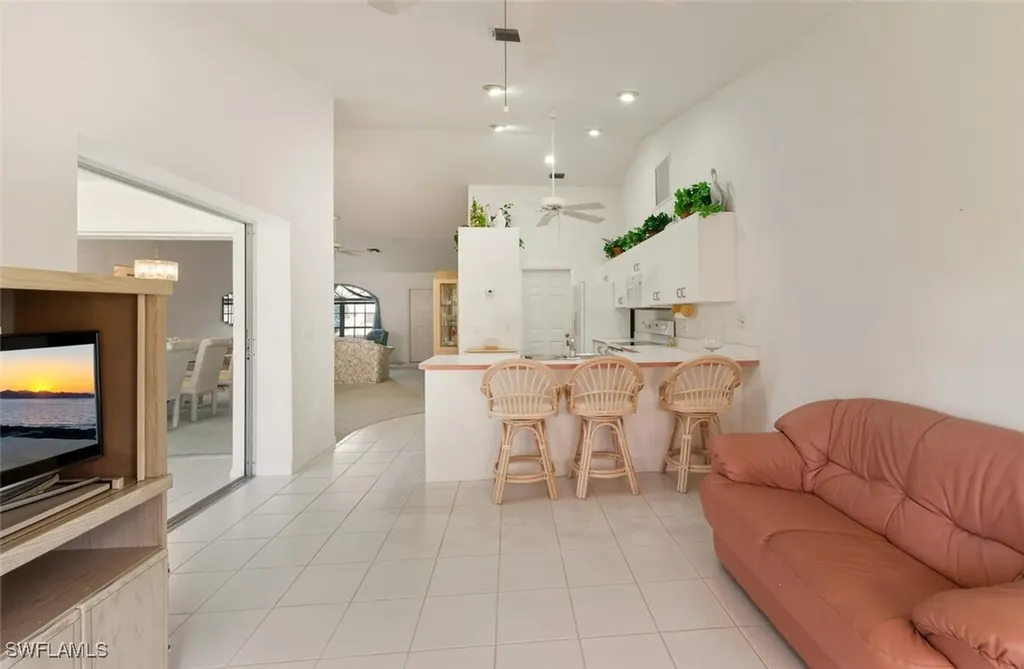 121 Estelle Drive Naples FL 34112