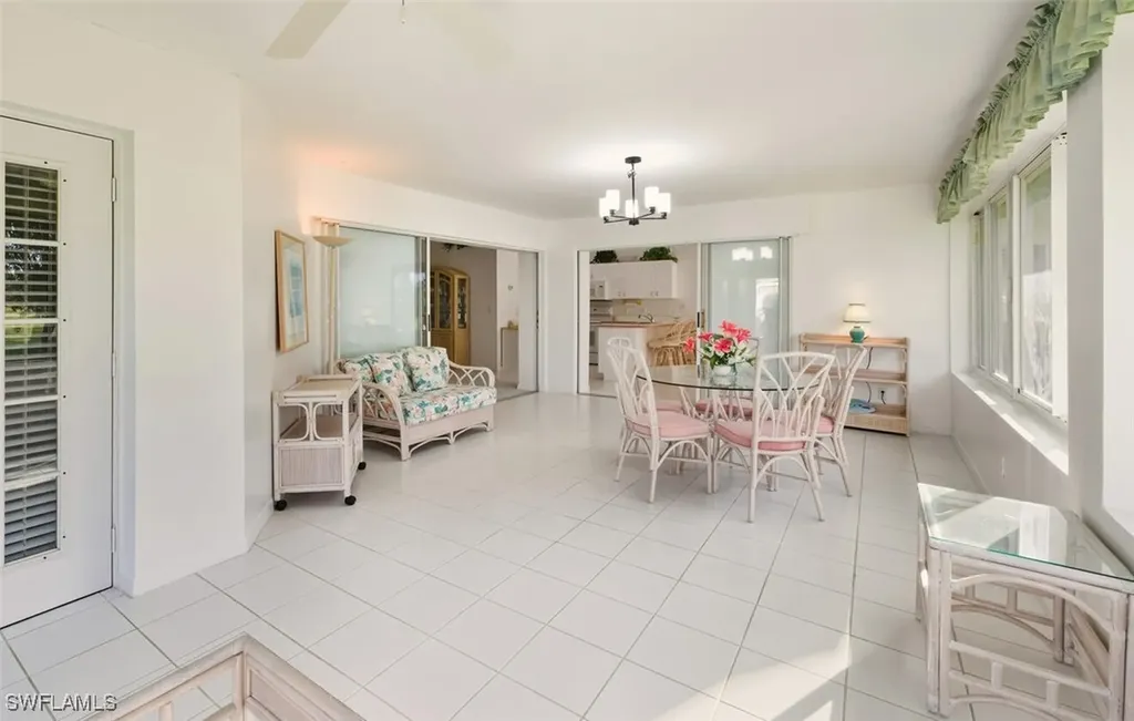 121 Estelle Drive Naples FL 34112
