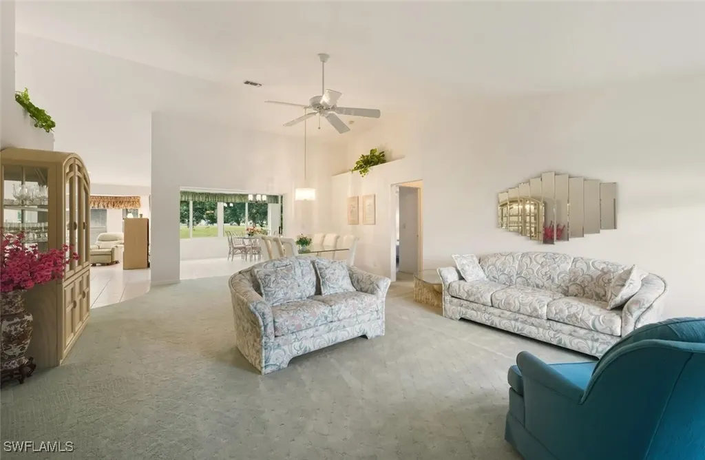 121 Estelle Drive Naples FL 34112