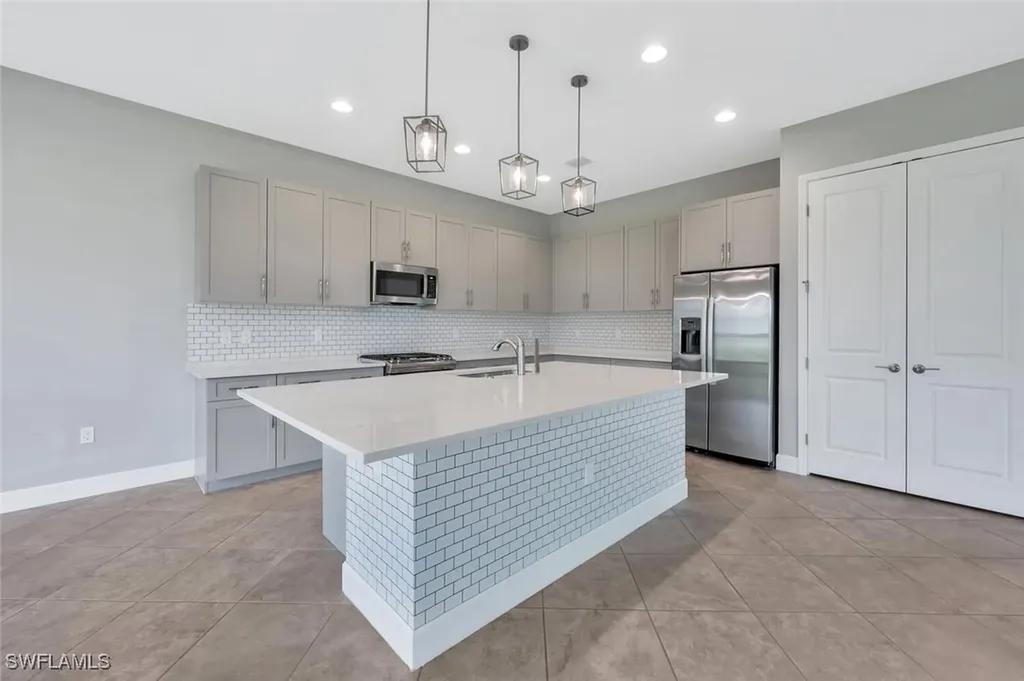 12260 Red Pine Place Estero FL 33928