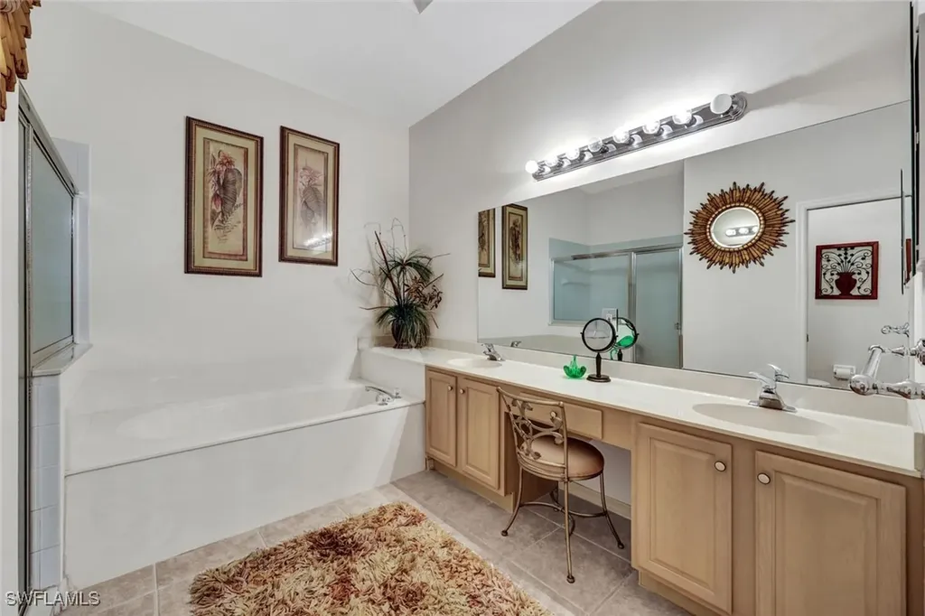 818 Grafton Court Naples FL 34104