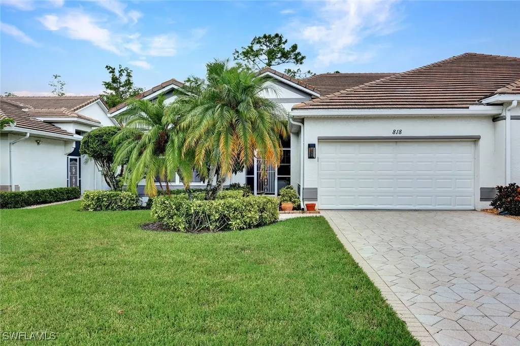 818 Grafton Court Naples FL 34104