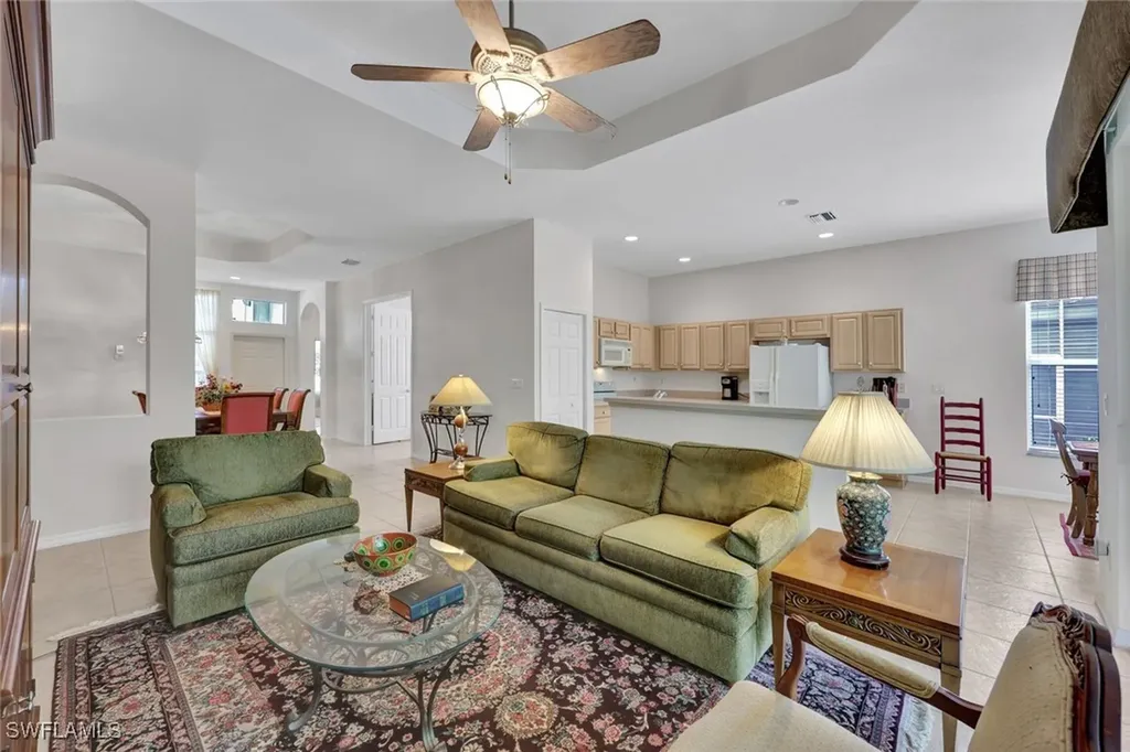 818 Grafton Court Naples FL 34104