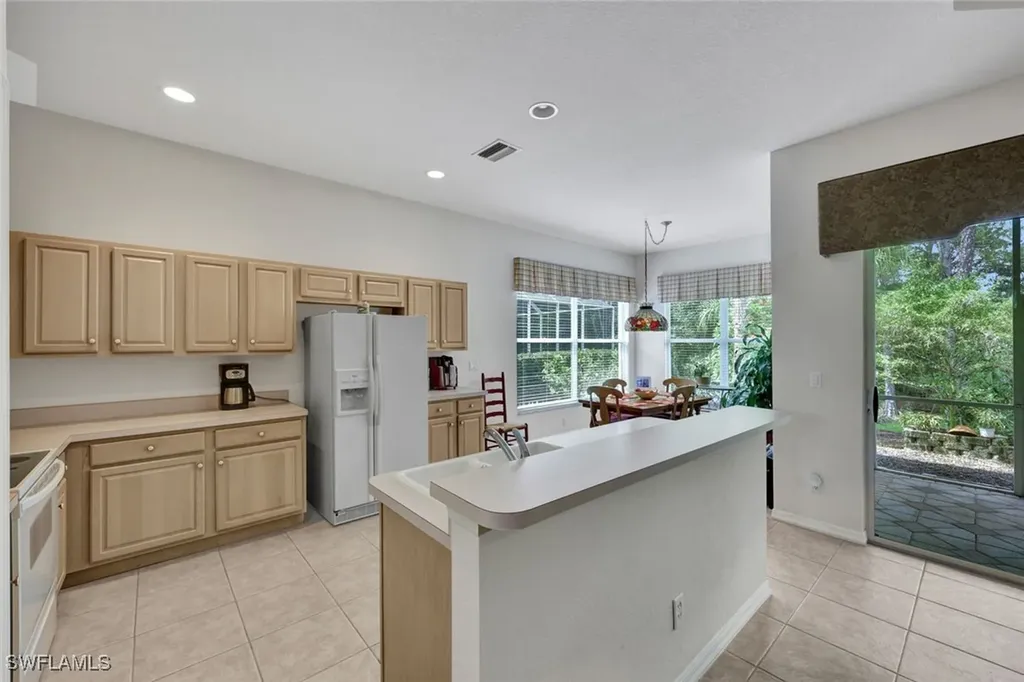 818 Grafton Court Naples FL 34104