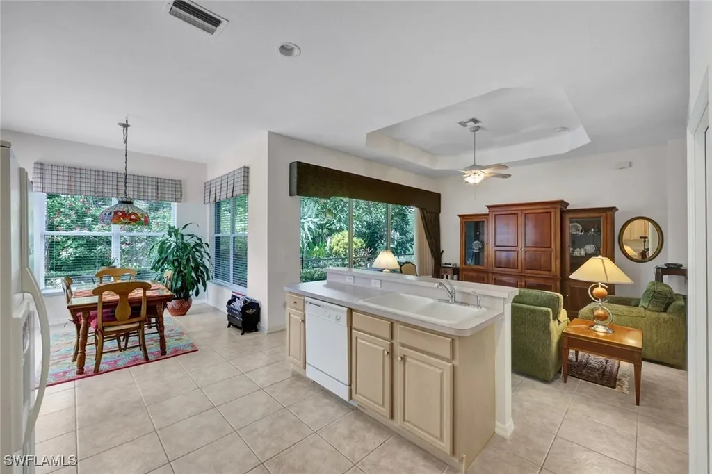 818 Grafton Court Naples FL 34104