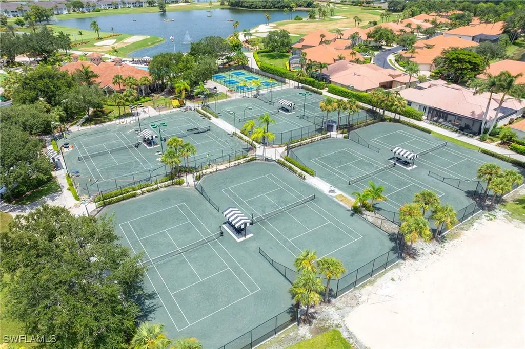 7000 Pinnacle Lane Naples FL 34110