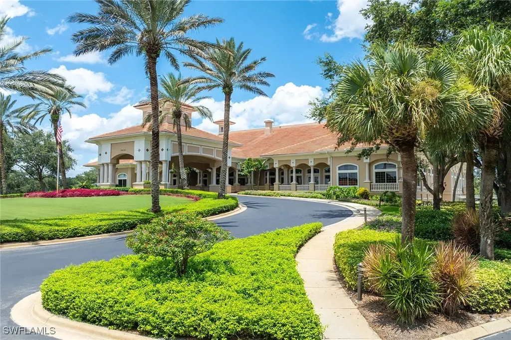 7000 Pinnacle Lane Naples FL 34110