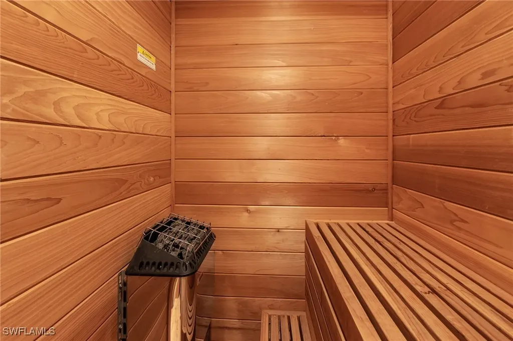 2755 Lantern Lane Naples FL 34102