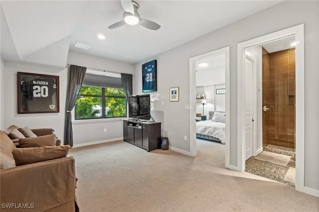 2755 Lantern Lane Naples FL 34102