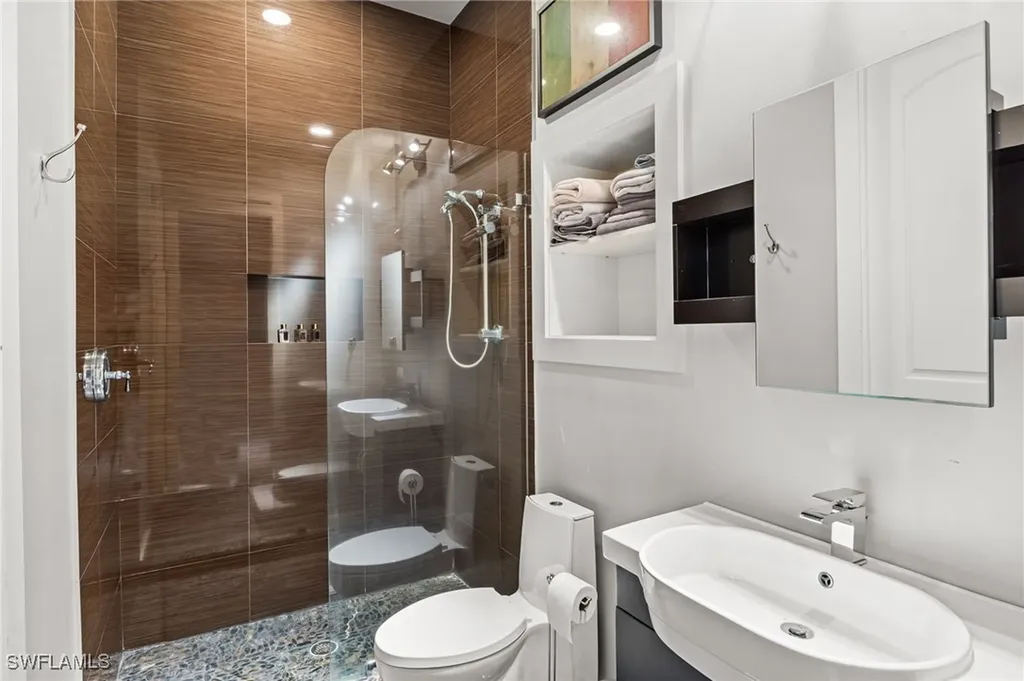 2755 Lantern Lane Naples FL 34102