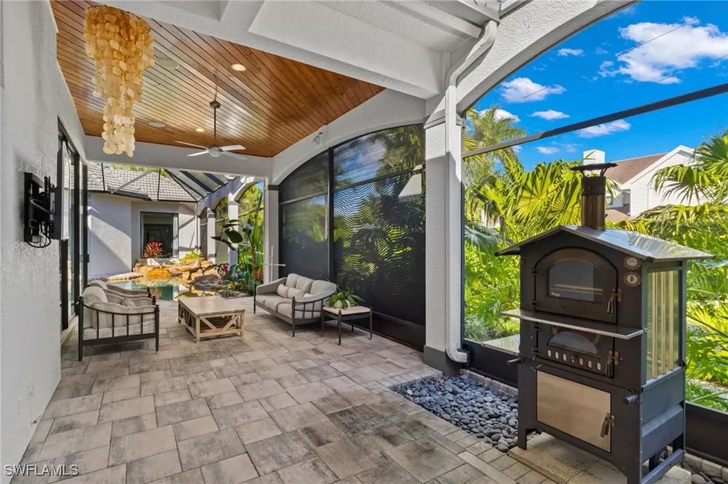 2755 Lantern Lane Naples FL 34102