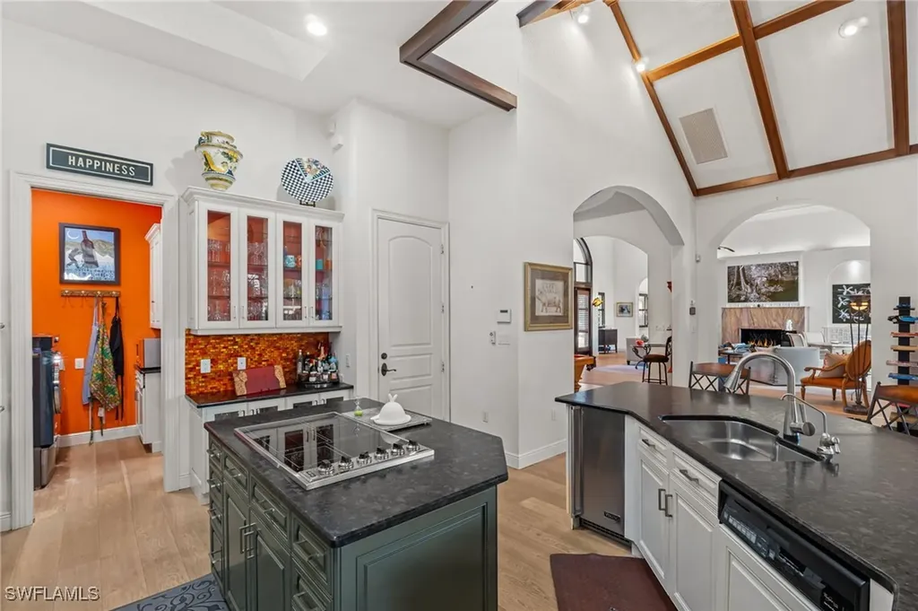 2755 Lantern Lane Naples FL 34102