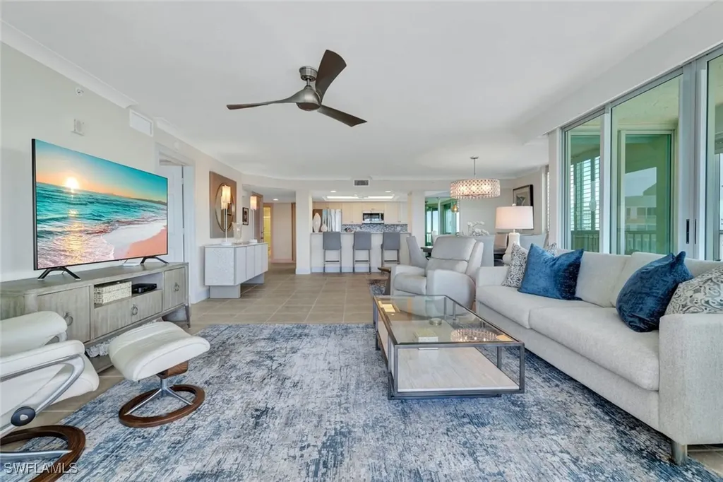 21 Bluebill Avenue Naples FL 34108
