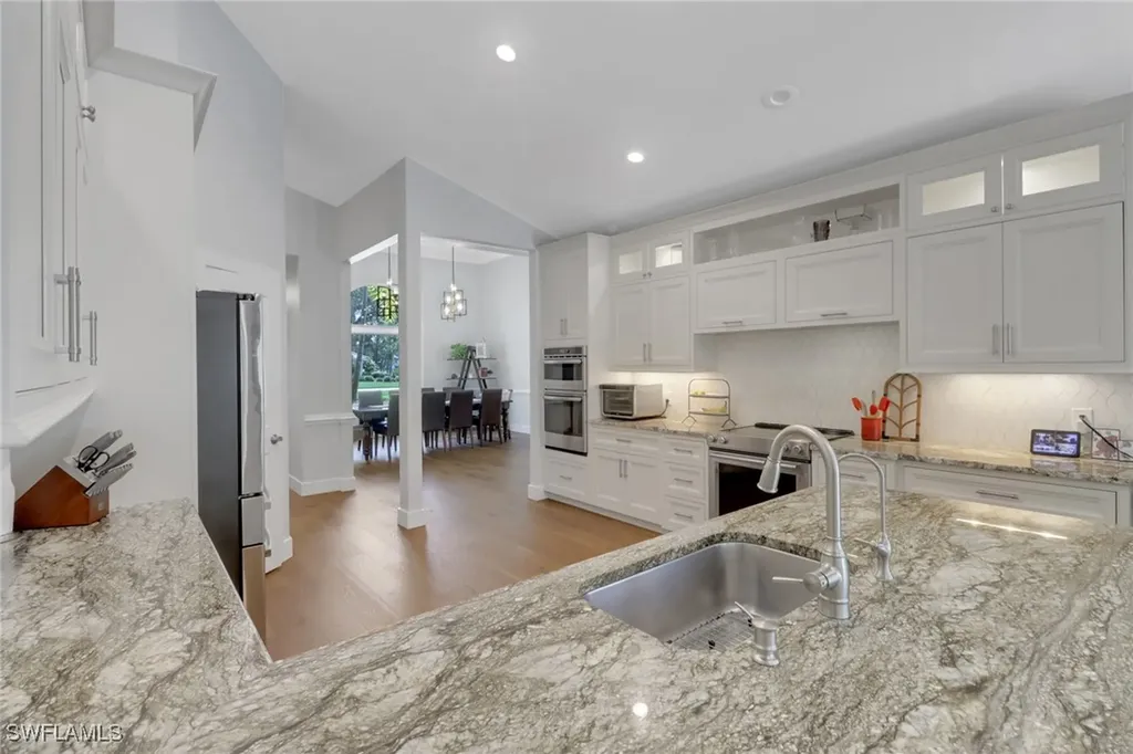 12901 Valewood Drive Naples FL 34119