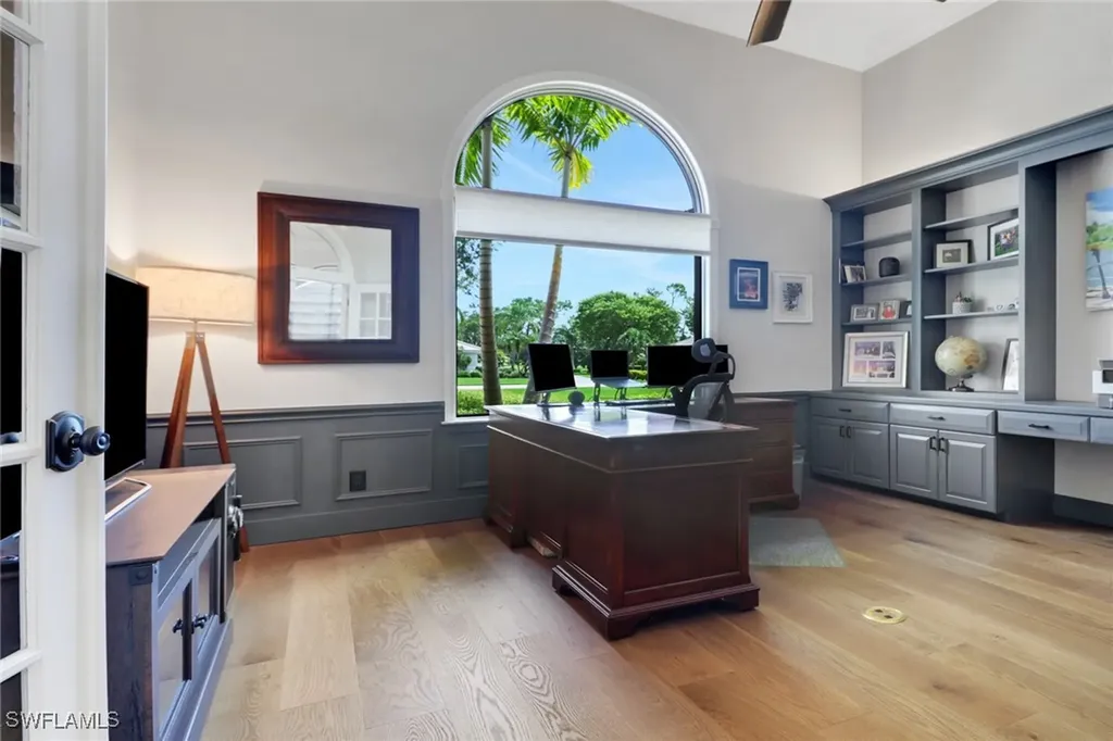 12901 Valewood Drive Naples FL 34119