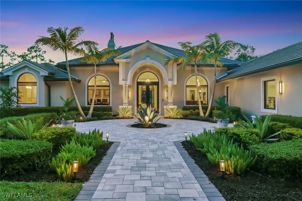 12901 Valewood Drive Naples FL 34119