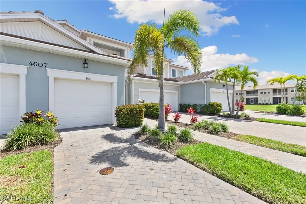 4607 Arboretum Circle Naples FL 34112