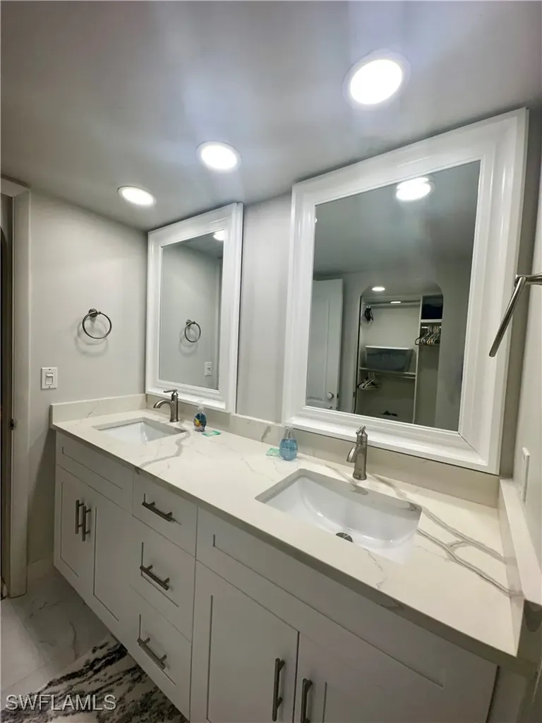10951 Gulf Shore Drive Naples FL 34108