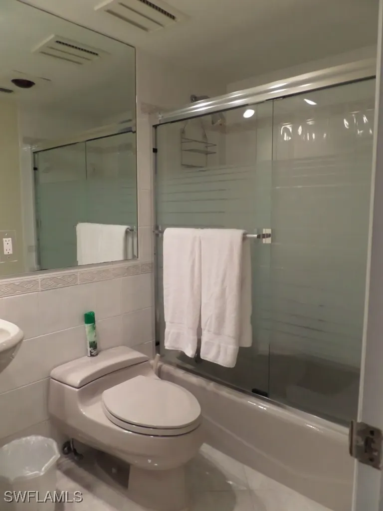 10951 Gulf Shore Drive Naples FL 34108