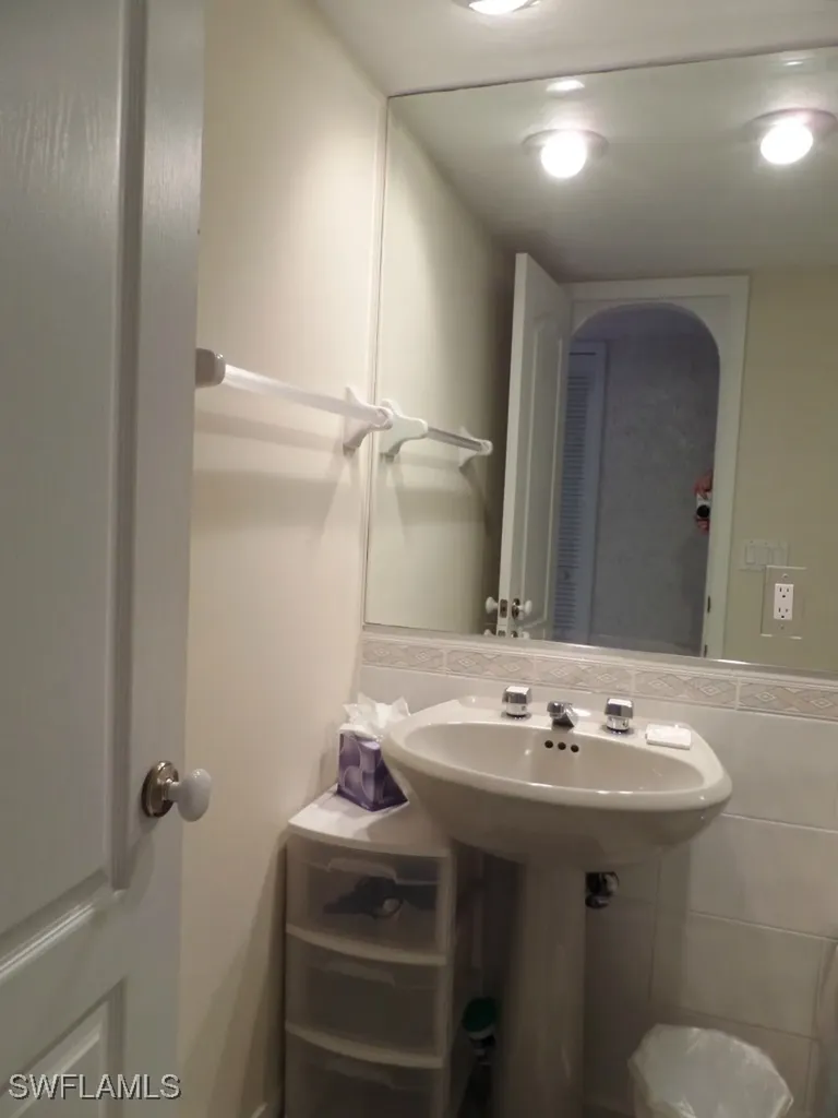 10951 Gulf Shore Drive Naples FL 34108