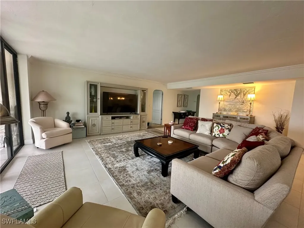10951 Gulf Shore Drive Naples FL 34108